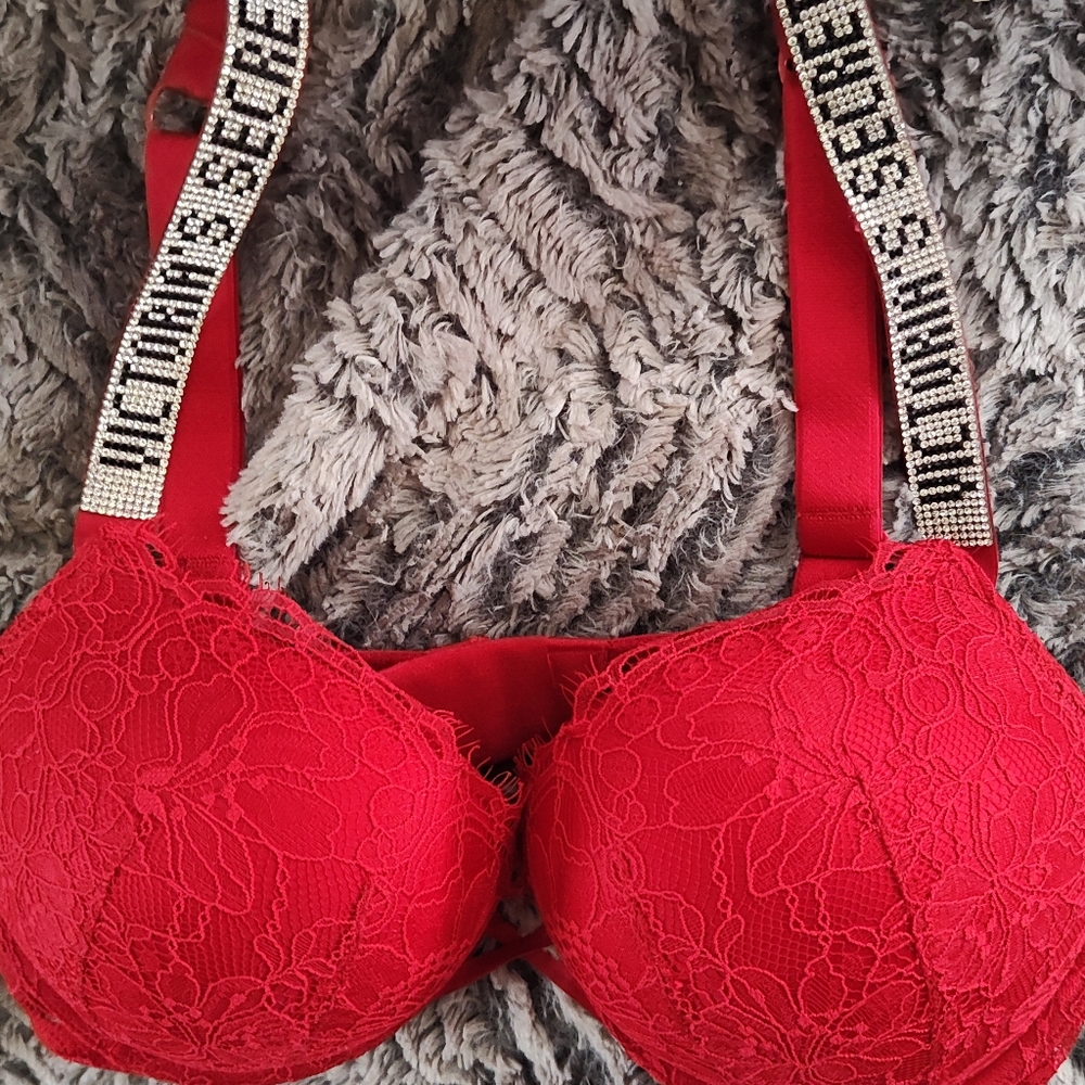 ❤️Victoria Secret BOMBSHELL BRA❤️